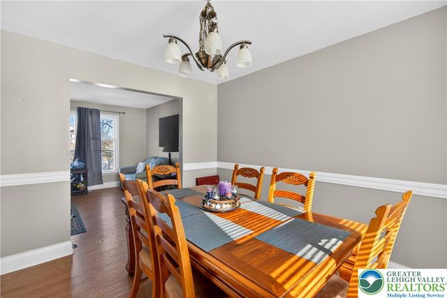 132 Woodview Drive, Trumbauersville Boro, PA 18951