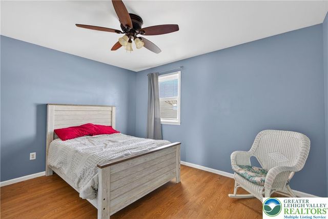 132 Woodview Drive, Trumbauersville Boro, PA 18951