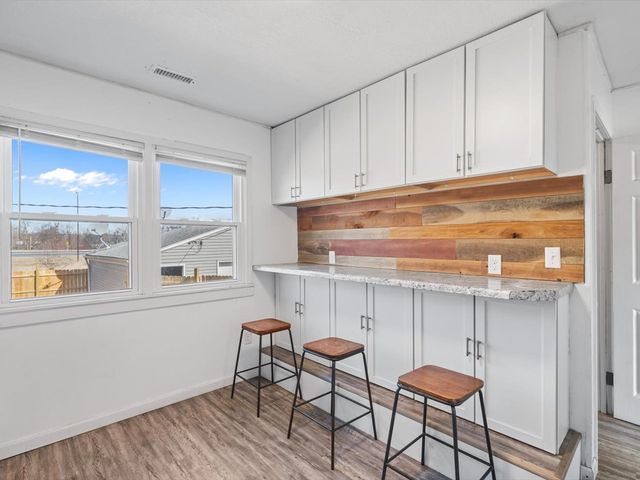 3229 66th Avenue, Moline, IL 61265