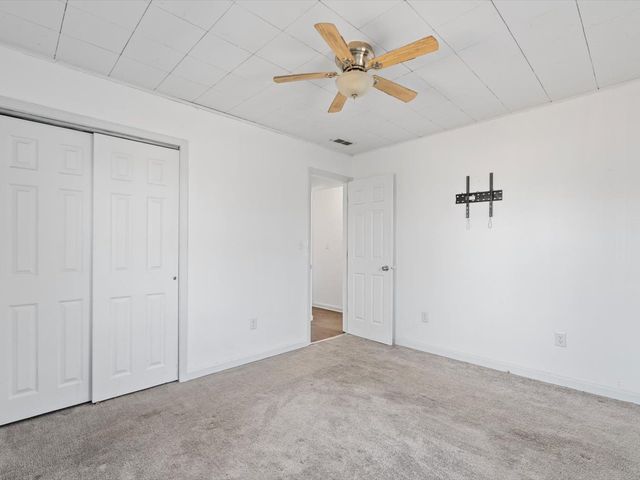 3229 66th Avenue, Moline, IL 61265