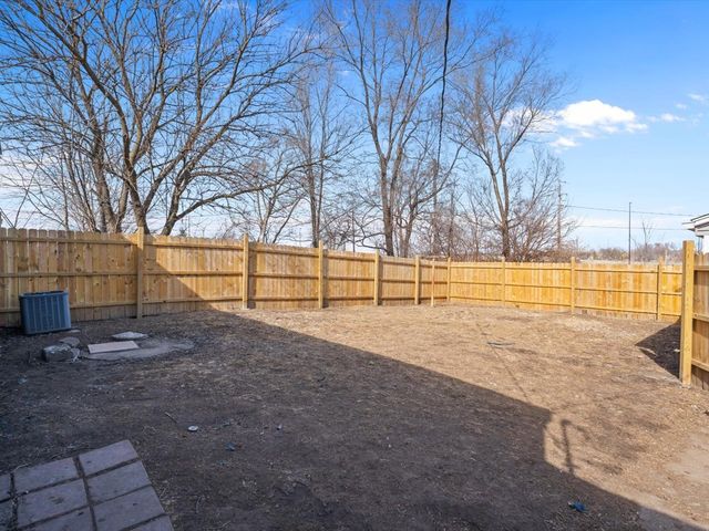 3229 66th Avenue, Moline, IL 61265