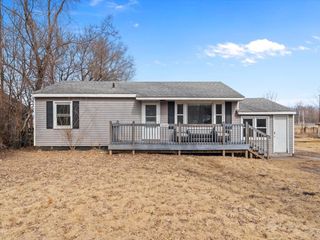 3229 66th Avenue, Moline, IL 61265