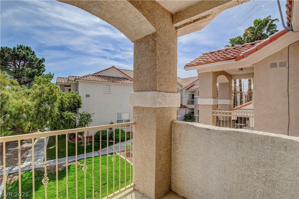 Image 23 of property listing at 8555 West Russell Road 2091, Las Vegas, NV 89113