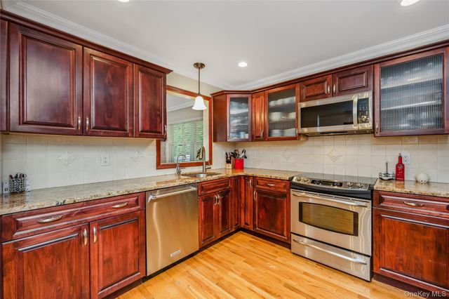 65 Colonial Drive, Farmingdale, NY 11735