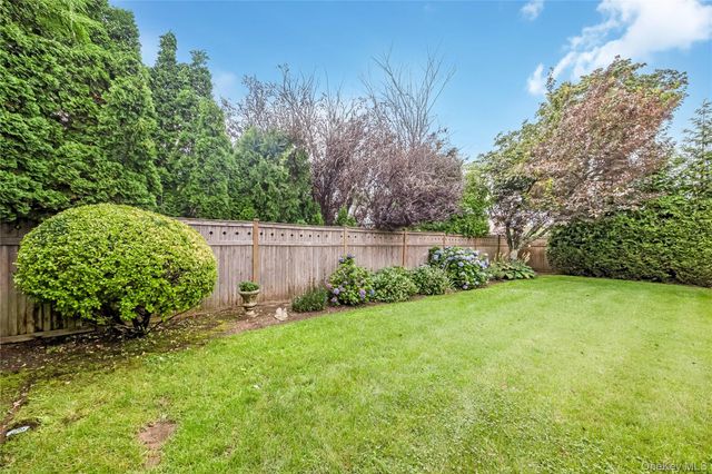 65 Colonial Drive, Farmingdale, NY 11735