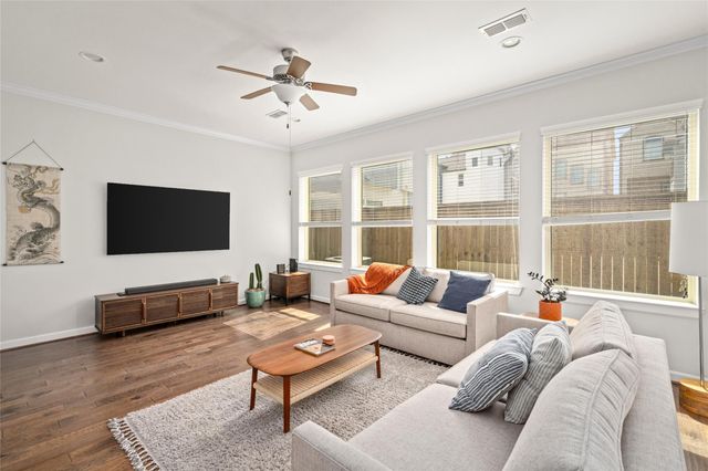 8923 Highgate Lane, Houston, TX 77080