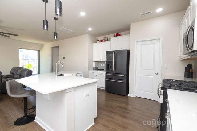 339 Kennerly Center Drive, Mooresville, NC 28115