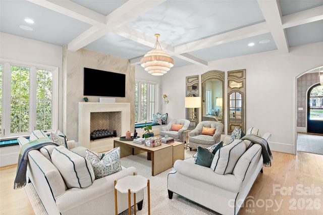 254 Huntley Place, Charlotte, NC 28207