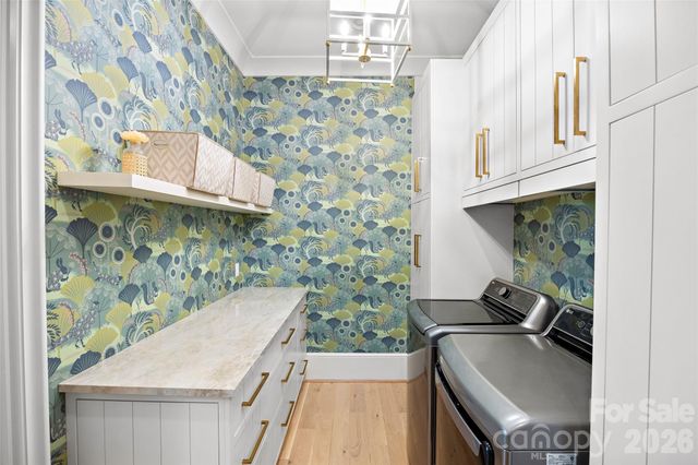 254 Huntley Place, Charlotte, NC 28207