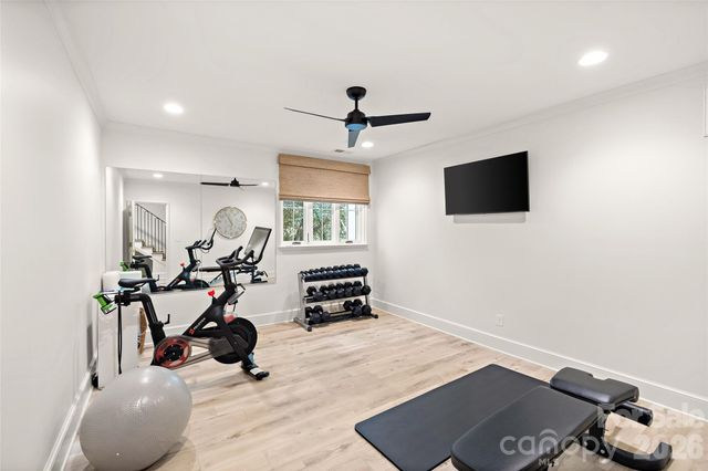 254 Huntley Place, Charlotte, NC 28207