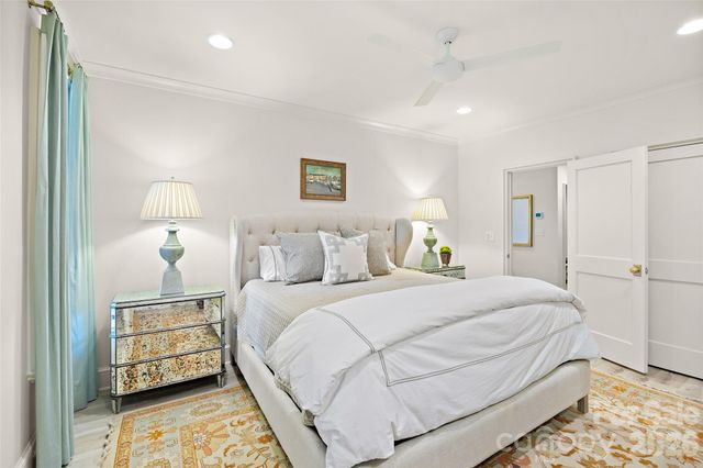 254 Huntley Place, Charlotte, NC 28207