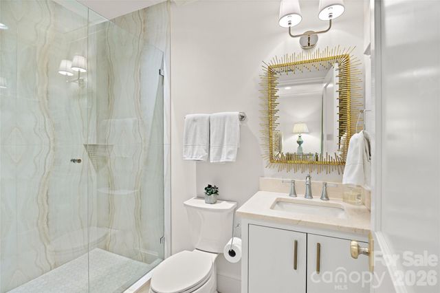 254 Huntley Place, Charlotte, NC 28207