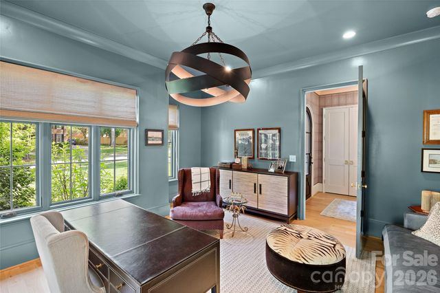 254 Huntley Place, Charlotte, NC 28207