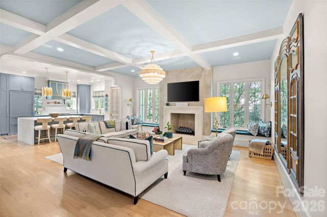 254 Huntley Place, Charlotte, NC 28207