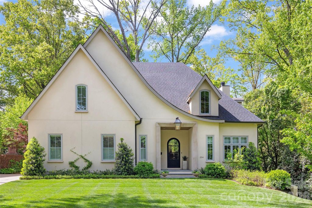 254 Huntley Place, Charlotte, NC 28207