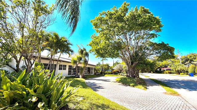 2409 Bayview Dr, Fort Lauderdale, FL 33305
