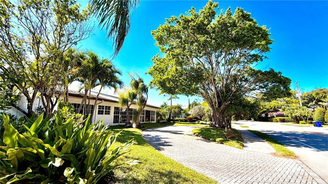2409 Bayview Dr, Fort Lauderdale, FL 33305