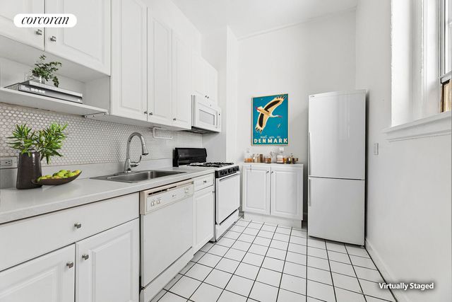 301 W 108th St Apt 9C, New York City, NY 10025