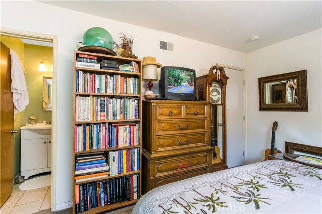 2234 Avalon Street, Costa Mesa, CA 92627