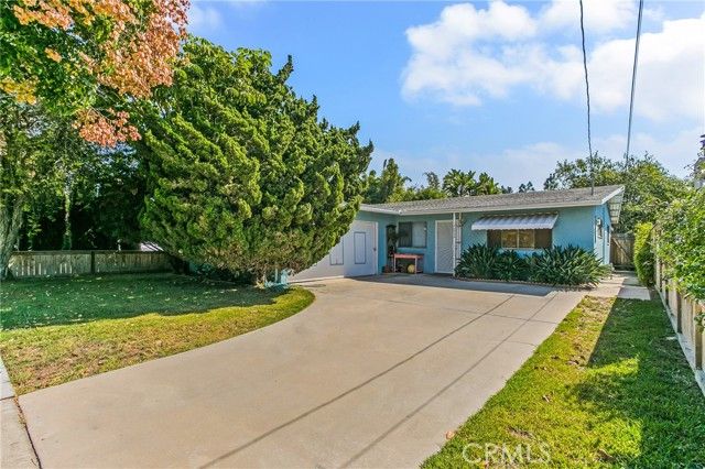 2234 Avalon Street, Costa Mesa, CA 92627