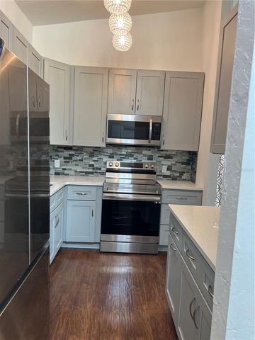 686 WHITE PINE TREE ROAD 64, Venice, FL 34285