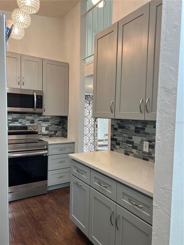 686 WHITE PINE TREE ROAD 64, Venice, FL 34285