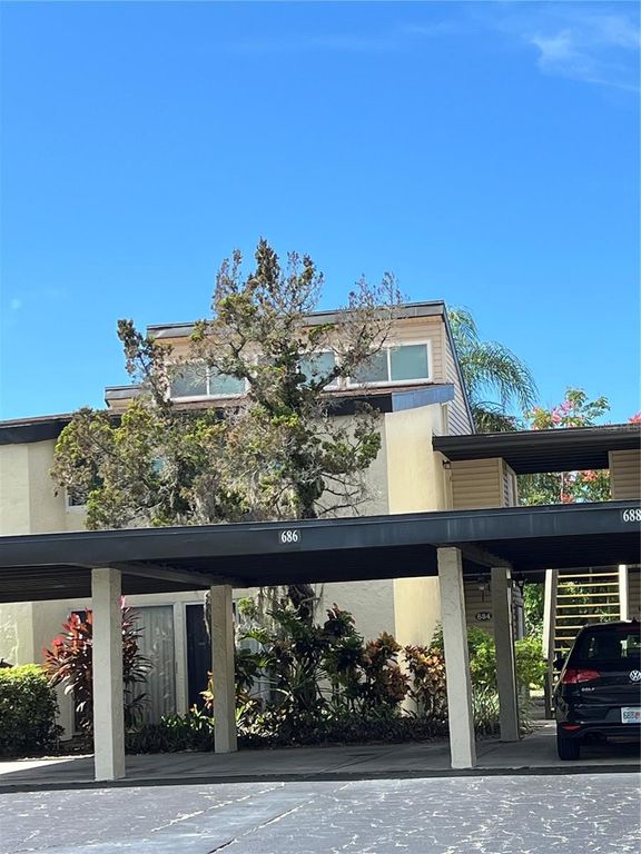 686 WHITE PINE TREE ROAD 64, Venice, FL 34285