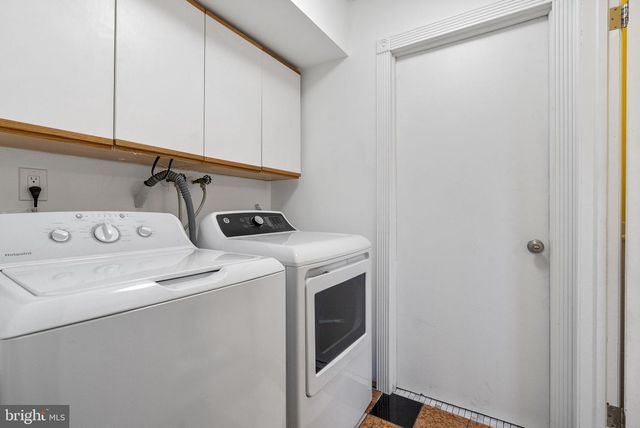 42 HORNSBY DR, Marlton, NJ 08053