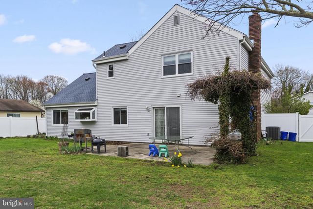 42 HORNSBY DR, Marlton, NJ 08053