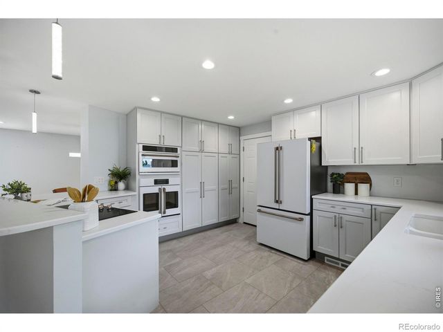 2739 Grinnell Drive, Longmont, CO 80503