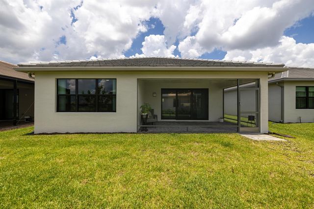 11584 SW Marine Way, Port St. Lucie, FL 34987