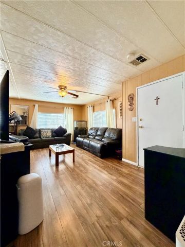 601 N Kirby 293, Hemet, CA 92545