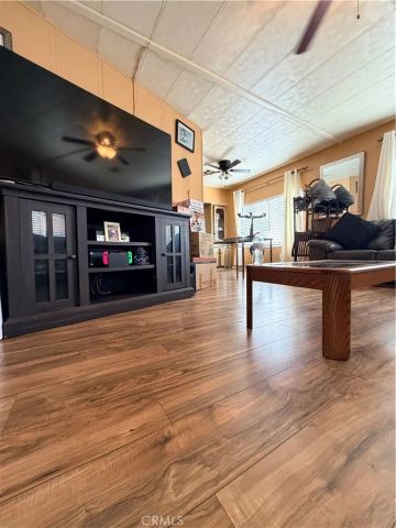 601 N Kirby 293, Hemet, CA 92545