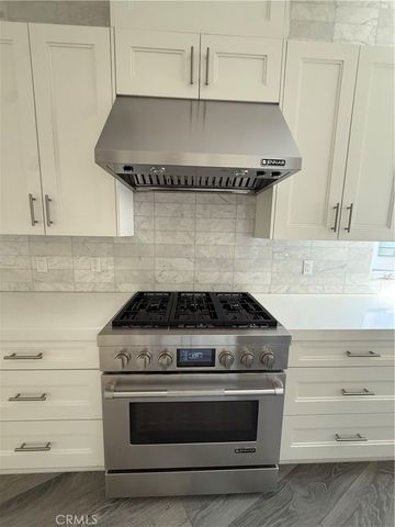 5907 Westlawn Ave, Playa Vista, CA 90094