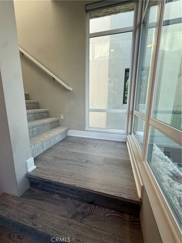 5907 Westlawn Ave, Playa Vista, CA 90094