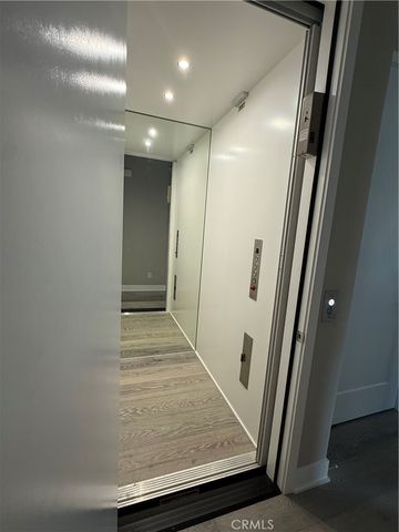 5907 Westlawn Ave, Playa Vista, CA 90094