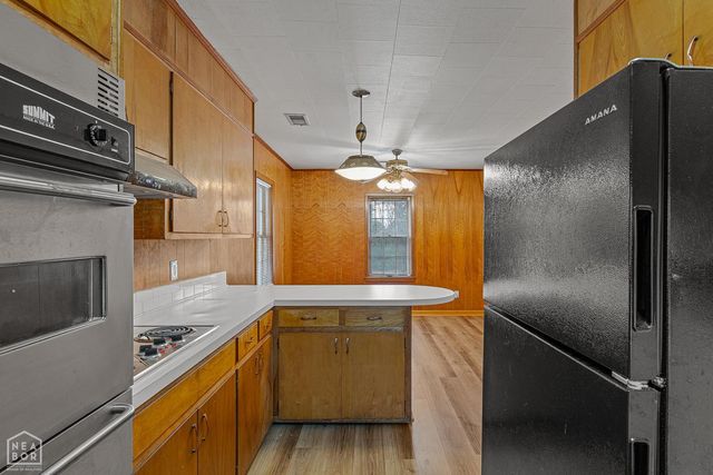 1600 W Nettleton Avenue W, Jonesboro, AR 72401