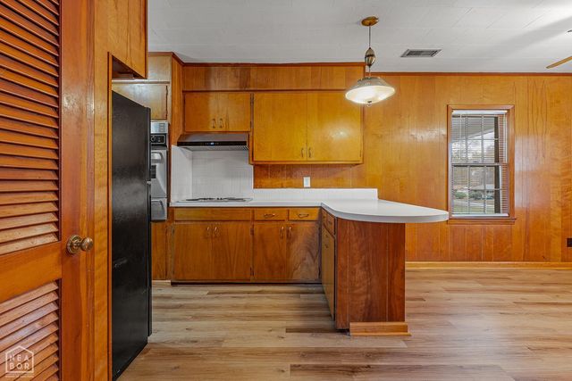 1600 W Nettleton Avenue W, Jonesboro, AR 72401