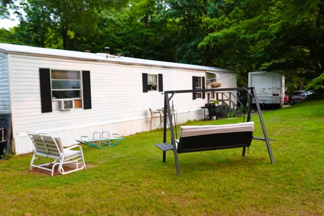 48 Ryan Road, Marlborough, NH 03455