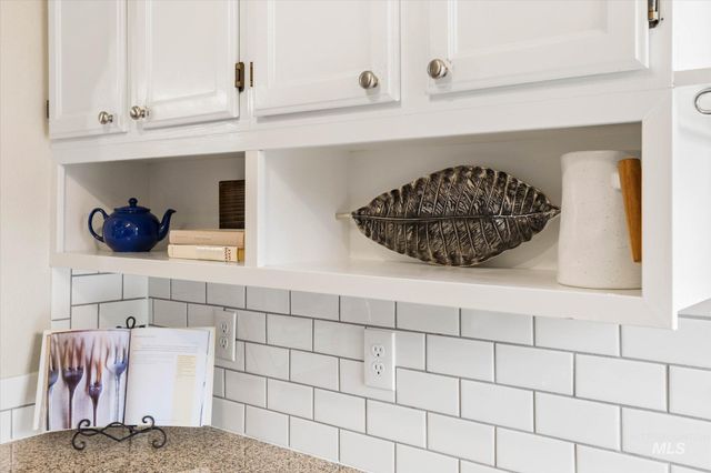 77 S Silverwood Way, Eagle, ID 83616