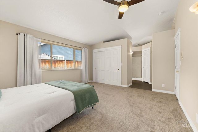 77 S Silverwood Way, Eagle, ID 83616