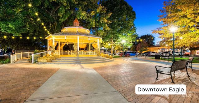 77 S Silverwood Way, Eagle, ID 83616