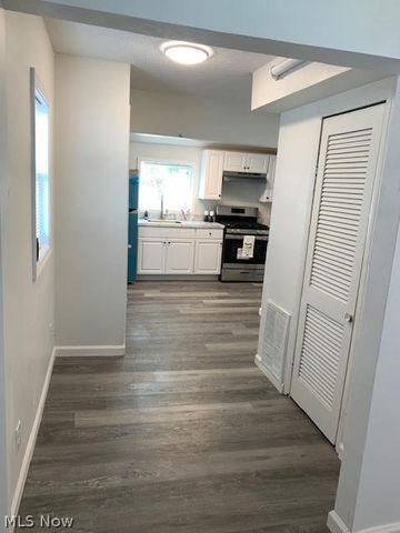34010 Victor Drive, Eastlake, OH 44095