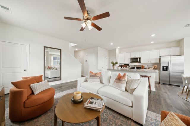 549 SUMMERCREST AVE, Waynesboro, VA 22980