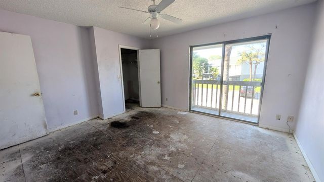 807 Riverside Drive 7, Greenacres, FL 33463