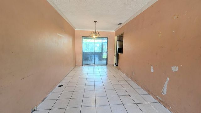 807 Riverside Drive 7, Greenacres, FL 33463