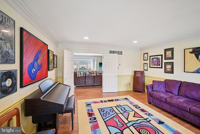 1324 SHADOW CREEK LN, Warrington, PA 18976