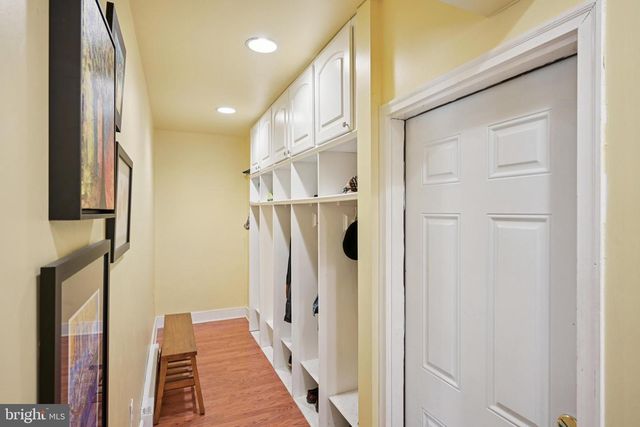 1324 SHADOW CREEK LN, Warrington, PA 18976