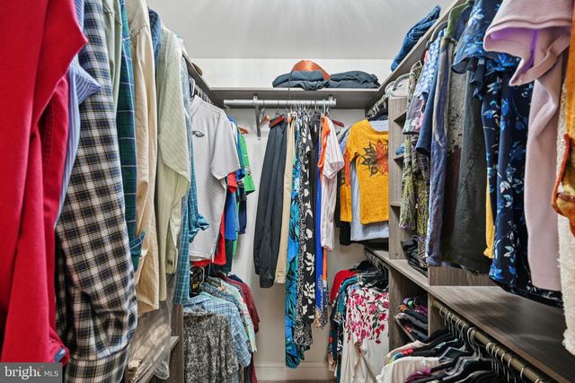 1324 SHADOW CREEK LN, Warrington, PA 18976