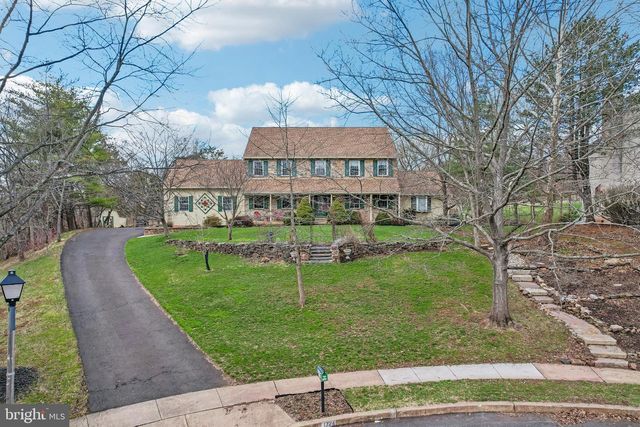 1324 SHADOW CREEK LN, Warrington, PA 18976